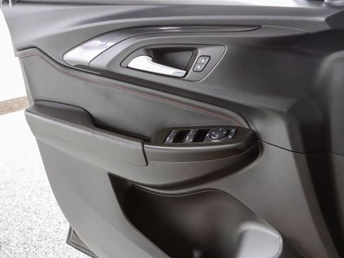 Used 2022 Chevrolet TrailBlazer RS FWD image 21