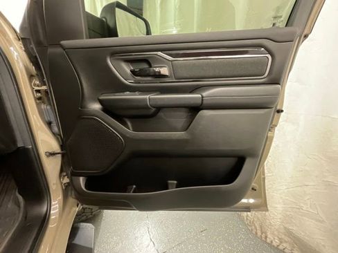 Used 2020 RAM 1500 Big Horn w/ Built-to-serve Edition AWD/4WD image 13