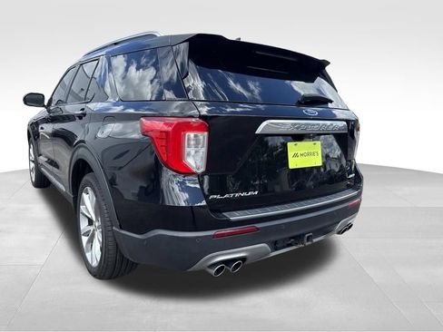 Used 2022 Ford Explorer Platinum w/ Equipment Group 601A AWD/4WD image 11