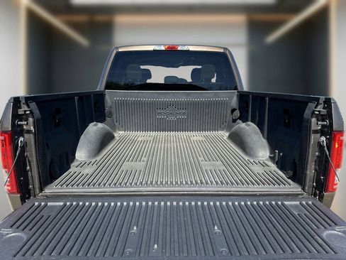 Used 2015 Ford F150 XLT AWD/4WD image 13