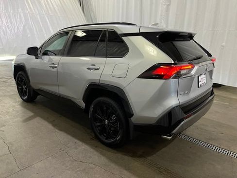 Certified 2024 Toyota RAV4 SE AWD/4WD image 6