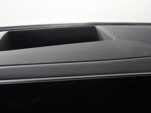 Used 2025 BMW i5 xDrive40 w/ Executive Package image 23