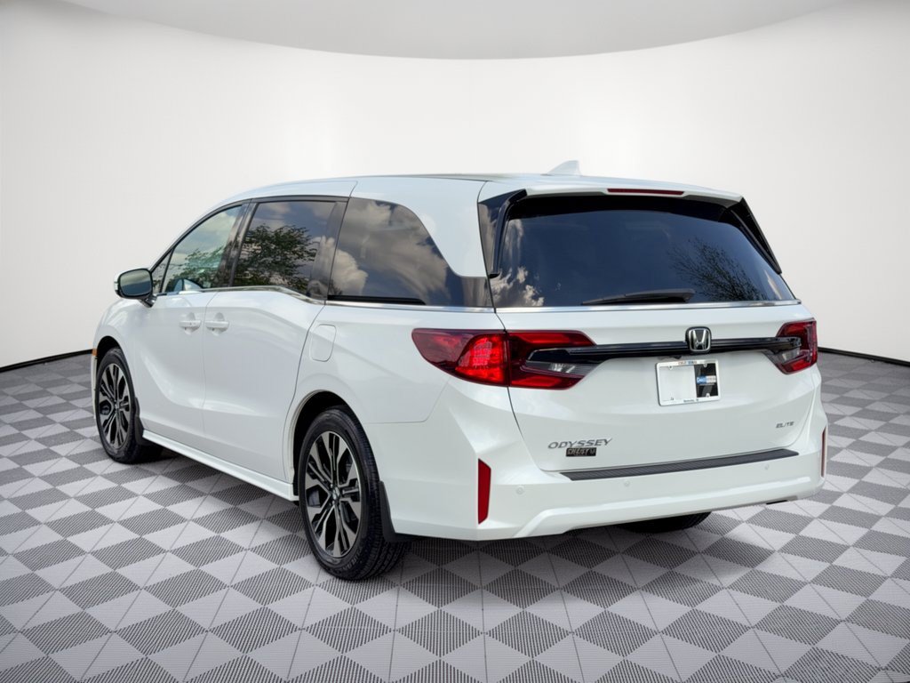 New 2027 Honda Odyssey Elite image 3