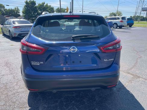 Used 2021 Nissan Rogue Sport SL AWD/4WD image 6