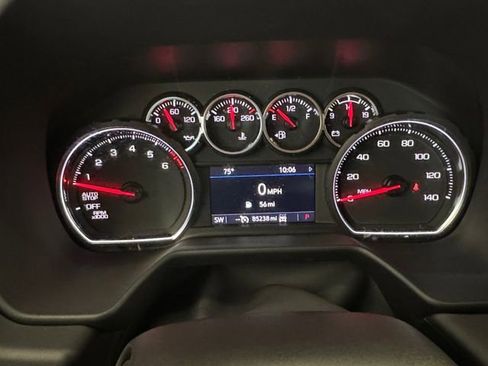 Used 2021 Chevrolet Tahoe Z71 AWD/4WD image 11