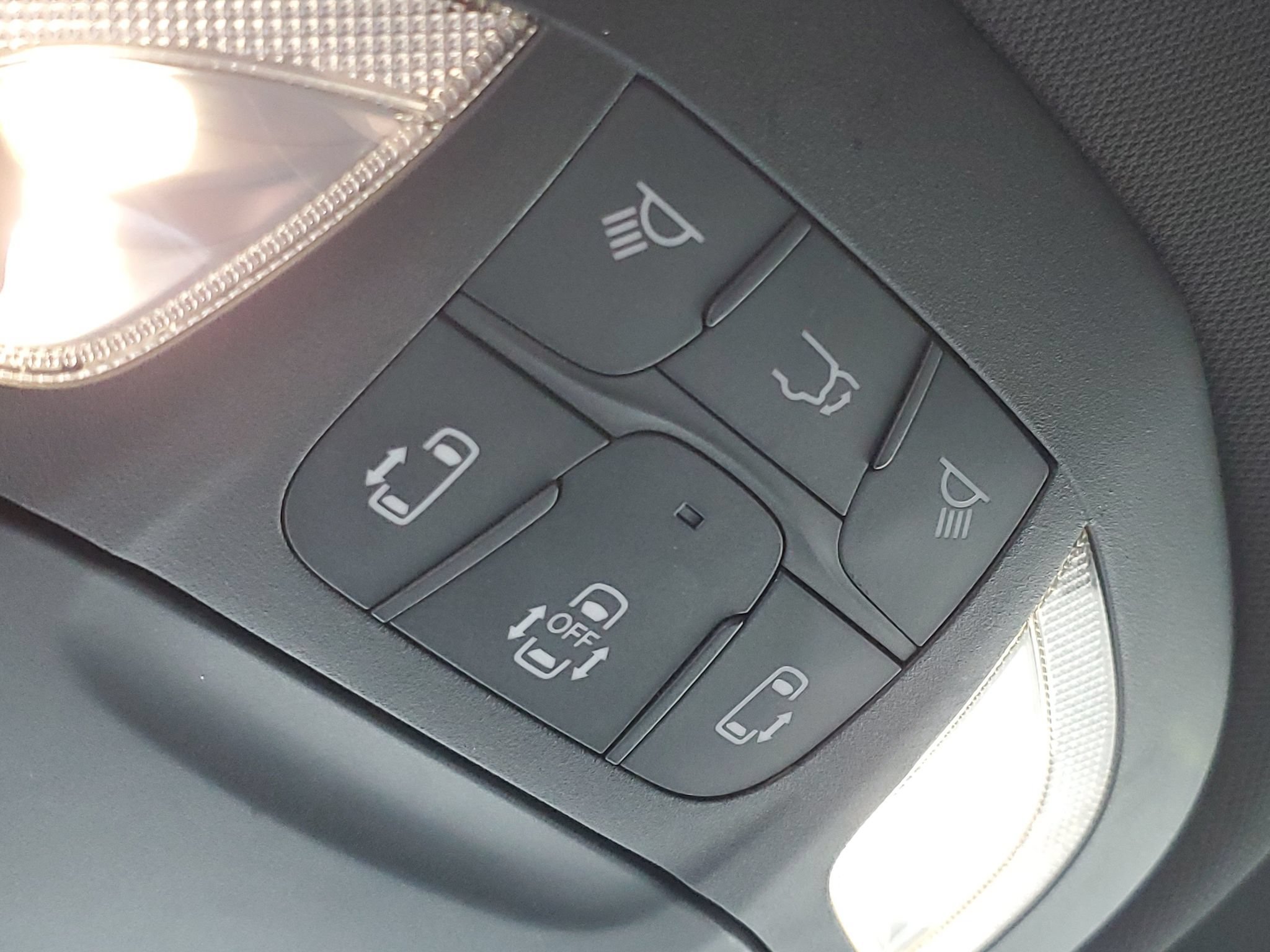 Used 2025 Chrysler Pacifica Select FWD image 22