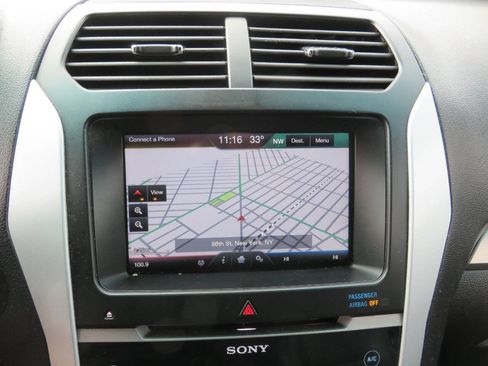 Used 2015 Ford Explorer Sport w/ Equipment Group 401A image 18