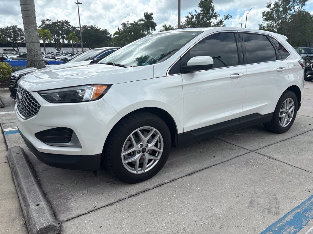 Used 2024 Ford Edge SEL AWD/4WD image 1