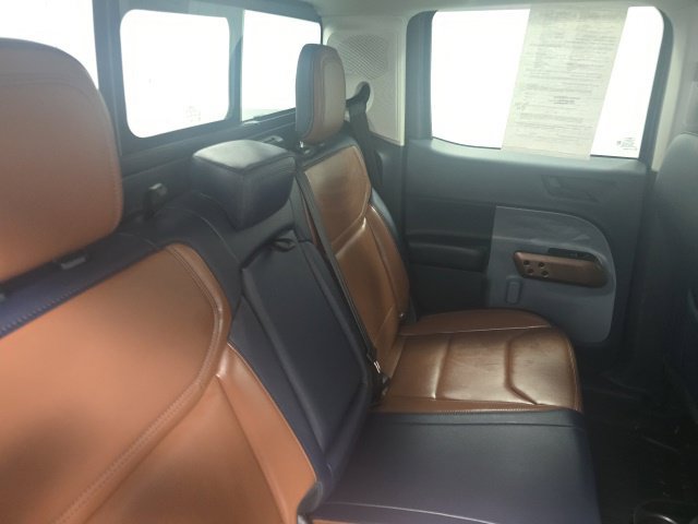 Used 2023 Ford Maverick Lariat FWD image 17