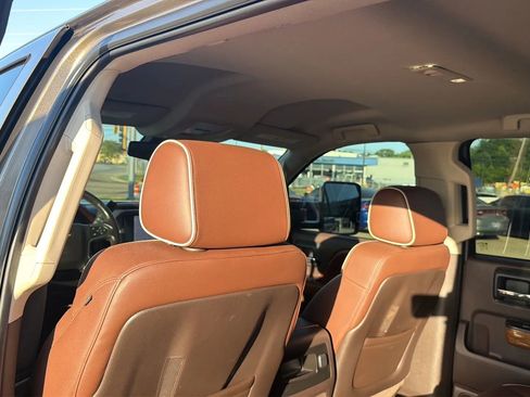 Used 2015 Chevrolet Silverado 2500 High Country w/ Duramax Plus Package AWD/4WD image 57
