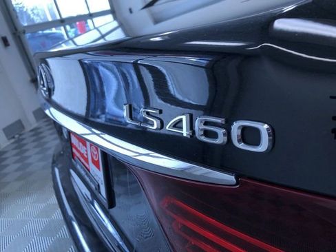 Used 2013 Lexus LS 460 AWD w/ Comfort Pkg image 15