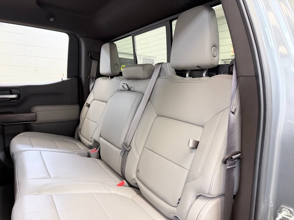 Used 2020 GMC Sierra 1500 SLT w/ SLT Premium Package AWD/4WD image 22
