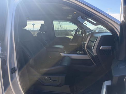 Used 2017 Ford F250 Lariat w/ Lariat Ultimate Package image 24