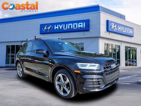 Used 2020 Audi Q5 2.0T Titanium Premium Plus w/ Premium Plus Package image 1