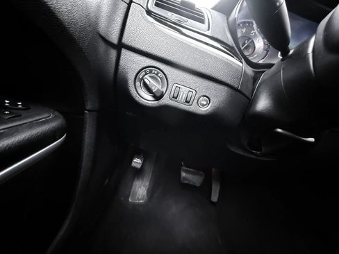 Used 2023 Chrysler 300 S RWD image 21