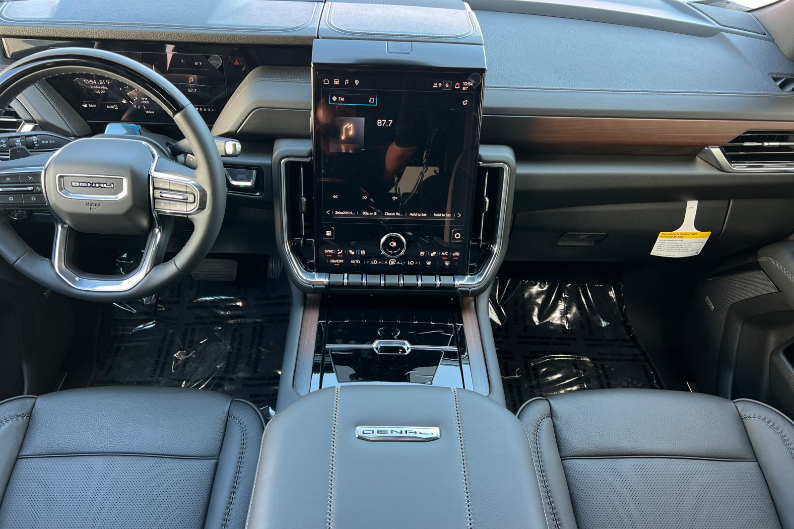 New 2026 GMC Yukon Denali w/ Denali Reserve Package AWD/4WD image 12