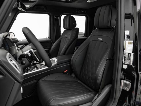 Used 2027 Mercedes-Benz G 63 AMG 4MATIC image 40