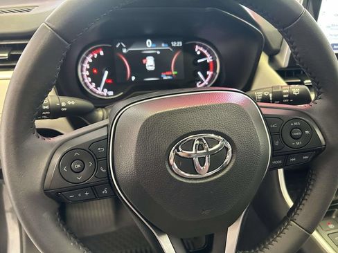 Used 2025 Toyota RAV4 XLE Premium FWD image 20