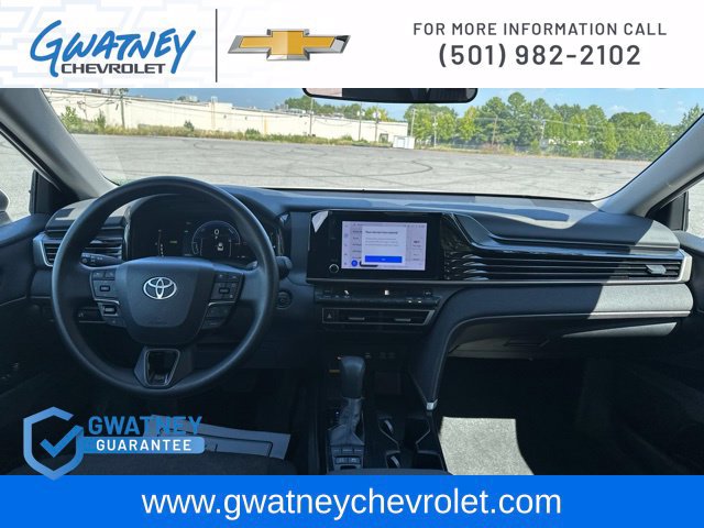 Used 2025 Toyota Camry LE FWD image 23