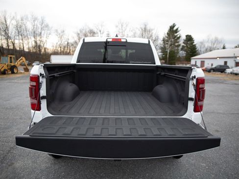 Used 2024 RAM 1500 Laramie image 7