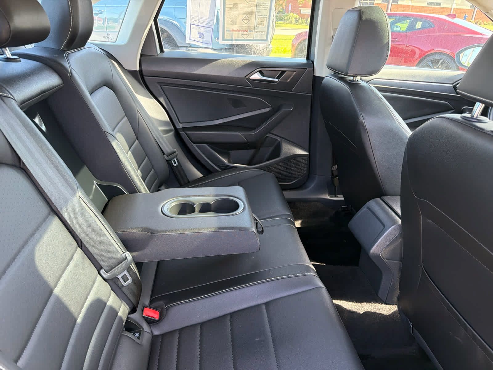 Used 2024 Volkswagen Jetta SE FWD image 7