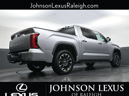 Used 2024 Toyota Tundra Limited AWD/4WD image 20