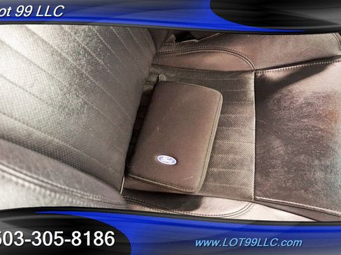 Used 2004 Ford Thunderbird image 24