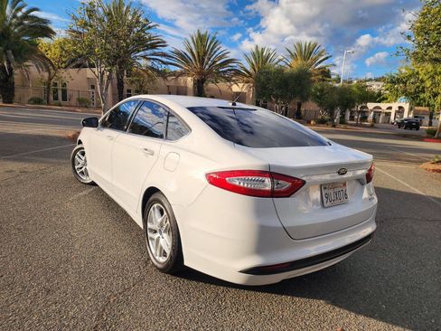 Used 2013 Ford Fusion SE image 7
