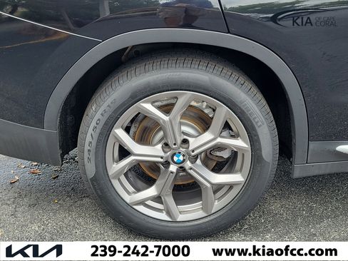 Used 2023 BMW X3 xDrive30i w/ Convenience Package AWD/4WD image 9