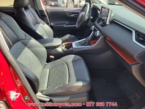 Certified 2019 Toyota RAV4 Adventure AWD/4WD image 15