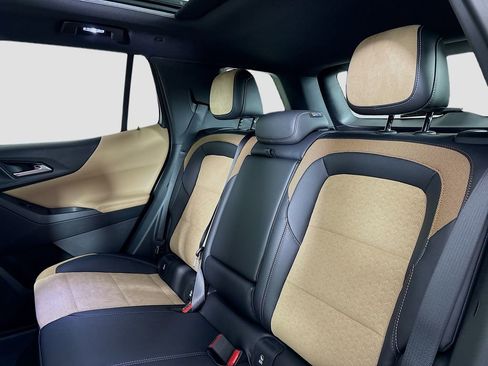 New 2026 Chevrolet Equinox ACTIV image 24