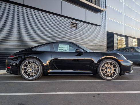 New 2026 Porsche 911 Carrera image 8