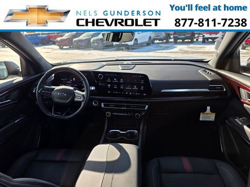 Used 2024 Chevrolet Traverse RS image 13