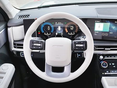 New 2026 Hyundai Santa Fe SEL image 25