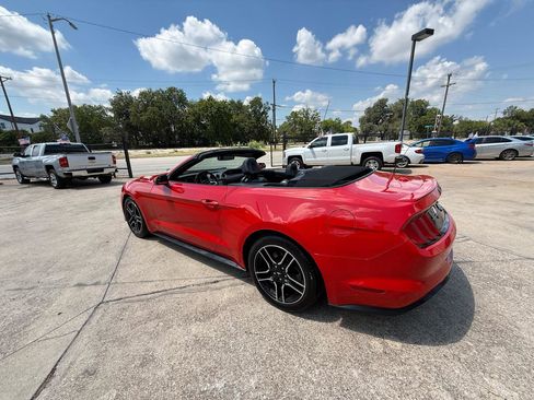 Used 2020 Ford Mustang Premium RWD image 11