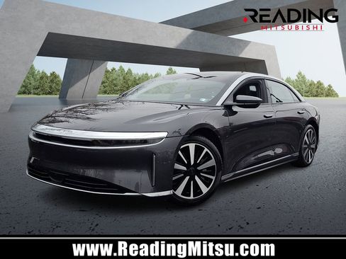 Used 2024 Lucid Air Touring image 1