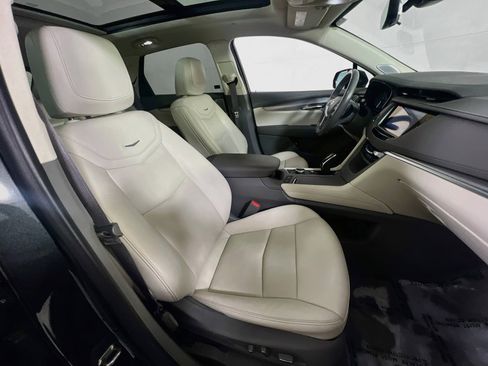 Used 2021 Cadillac XT5 Premium Luxury AWD/4WD image 29