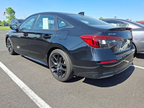 Used 2023 Honda Civic Sport image 5