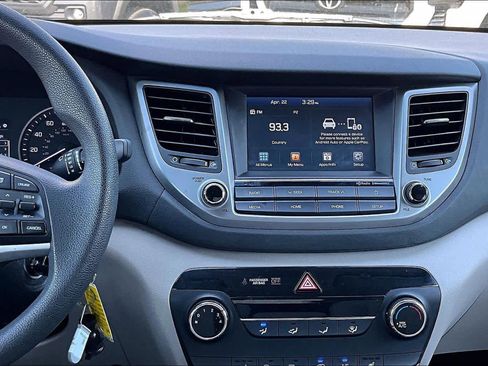 Used 2018 Hyundai Tucson SEL AWD/4WD image 7