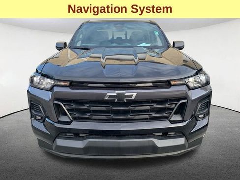 Used 2024 Chevrolet Colorado LT w/ LT Convenience Package II image 4
