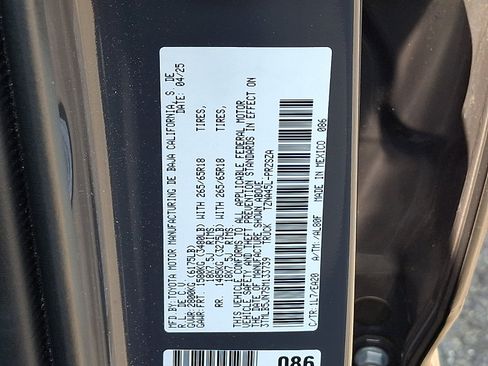 Used 2025 Toyota Tacoma TRD Sport w/ TRD Sport Premium Package AWD/4WD image 28