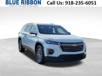 Used 2023 Chevrolet Traverse LT