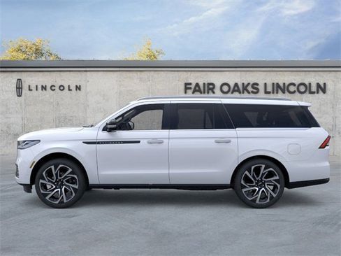 New 2026 Lincoln Navigator L Black Label image 3