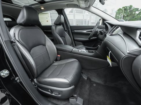 Used 2025 INFINITI QX50 Luxe image 37