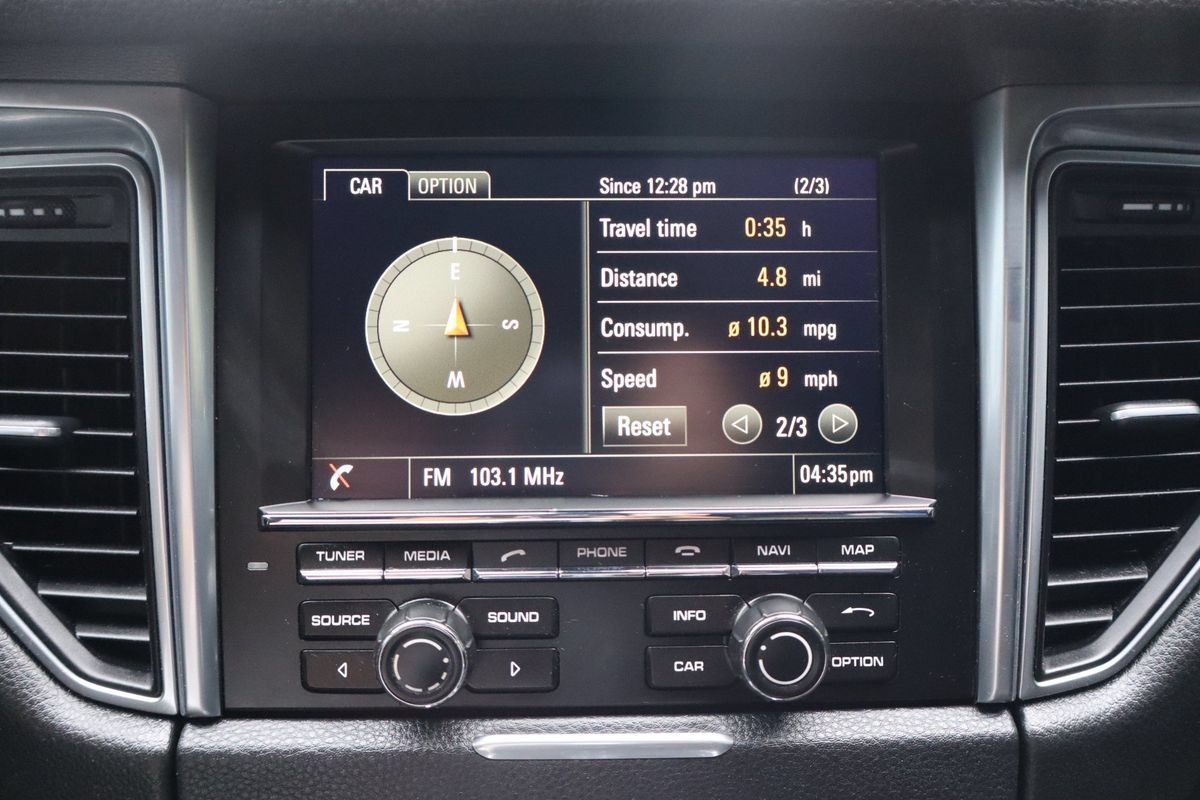 Used 2016 Porsche Macan S AWD/4WD image 24