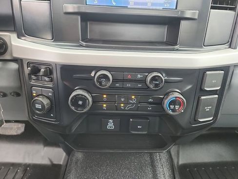 Certified 2025 Ford F350 XL w/ XL Driver Assist Package image 18