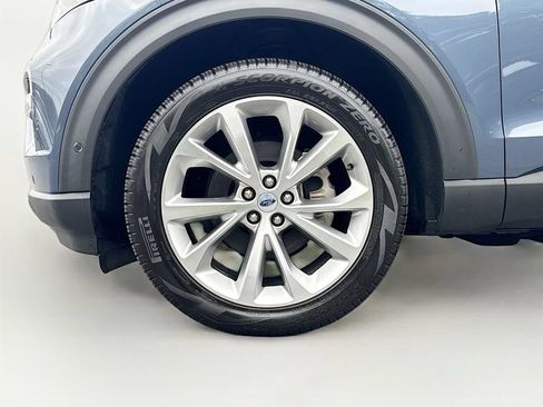 Used 2021 Ford Explorer Platinum w/ Equipment Group 601A AWD/4WD image 37