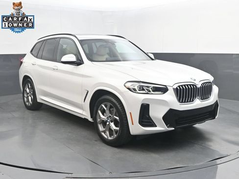 Used 2022 BMW X3 xDrive30i w/ M Sport Package 2 AWD/4WD image 9