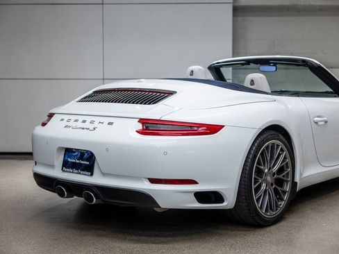 Used 2017 Porsche 911 Carrera S image 21