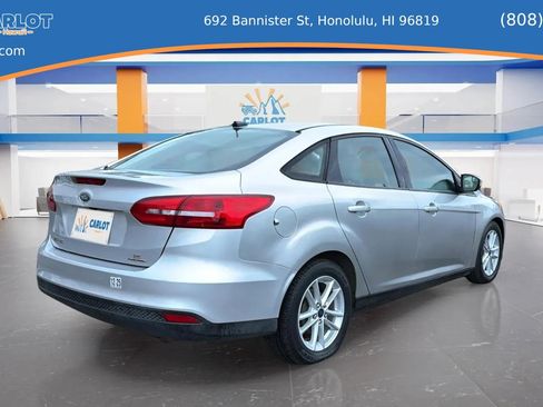 Used 2015 Ford Focus SE FWD image 8